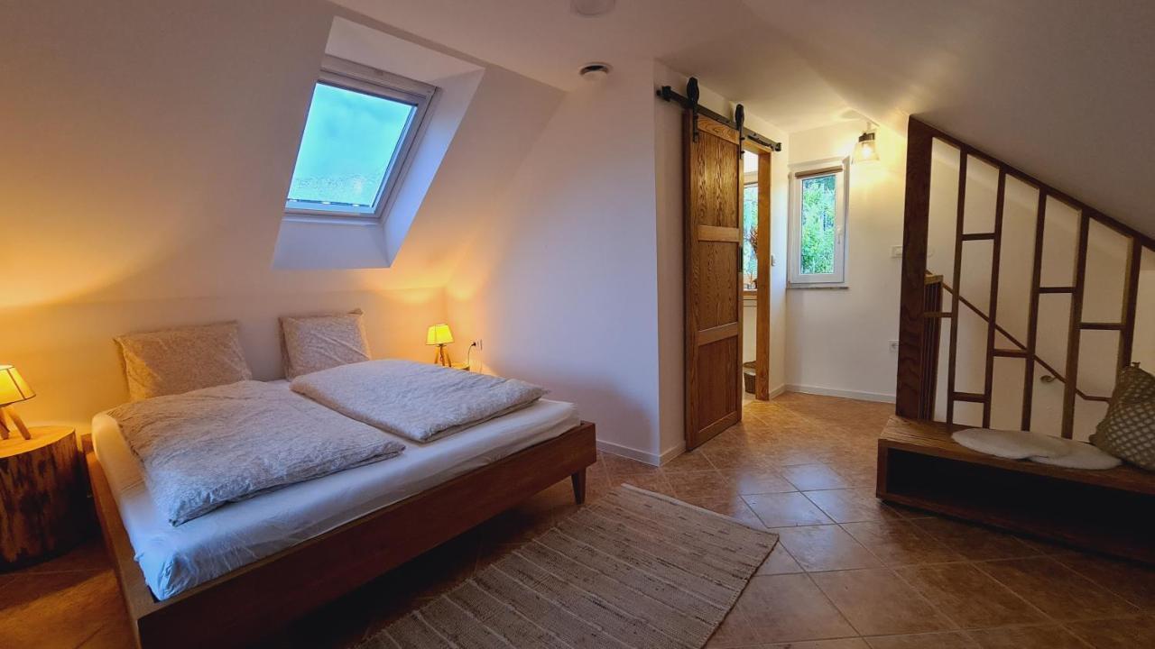 Villa Zidanica Muhic à Dolenjske Toplice Extérieur photo